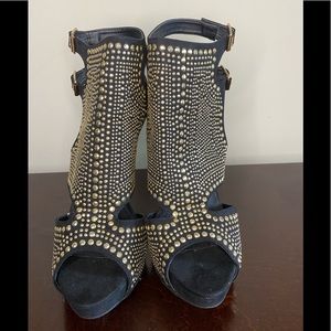 Womens Gold studded heels - Size 10